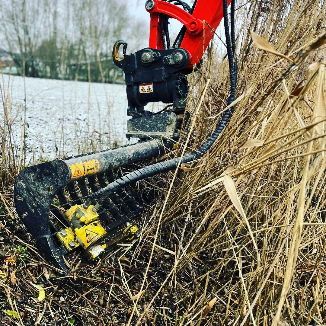 Medertisztító kanál alternáló kaszával - Kép 2